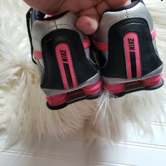 Nike Shox Conundrum Black Pink Sneakers Shoes - Picture 7 of 8